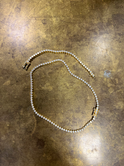 Tennisarmbånd Bezel - eksklusivt design med Moissanite ædelsten