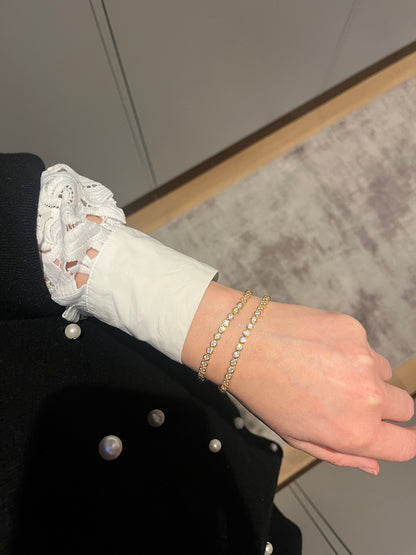 Tennisarmbånd Bezel - eksklusivt design med Moissanite ædelsten