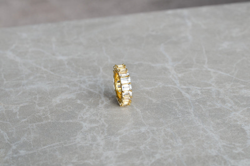Cocktail Eternity ring