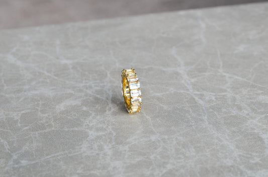 Cocktail Eternity ring