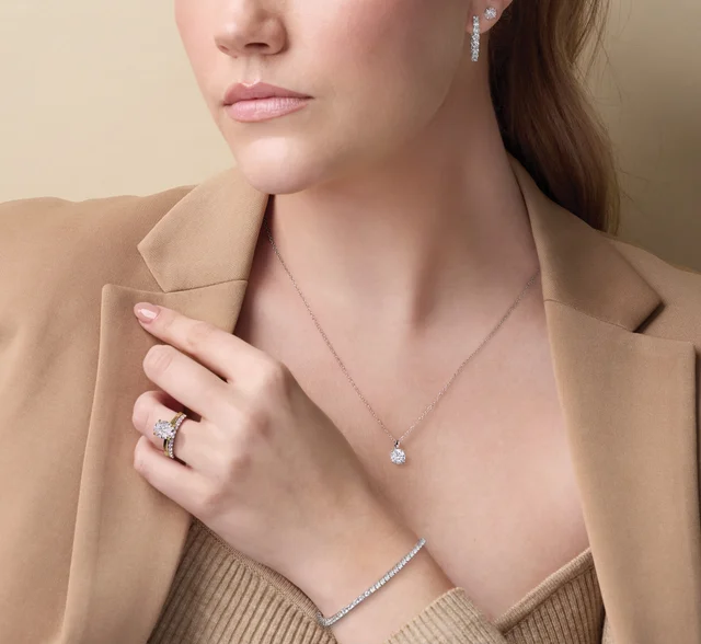 Tennisarmbånd i 14 karat guld med 1–5ct diamanter